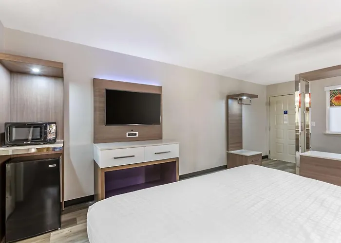 Best Western Sunland Park Inn