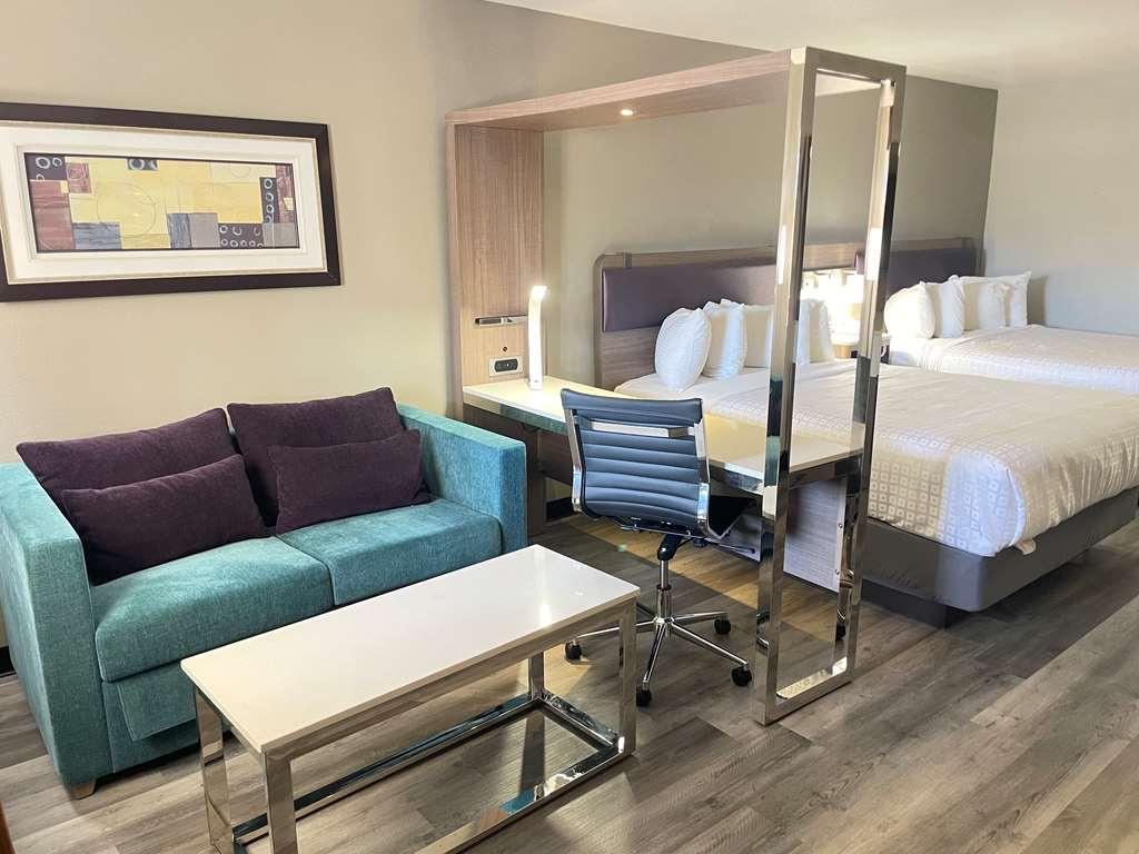 Western Sunland Park Hotel 3*