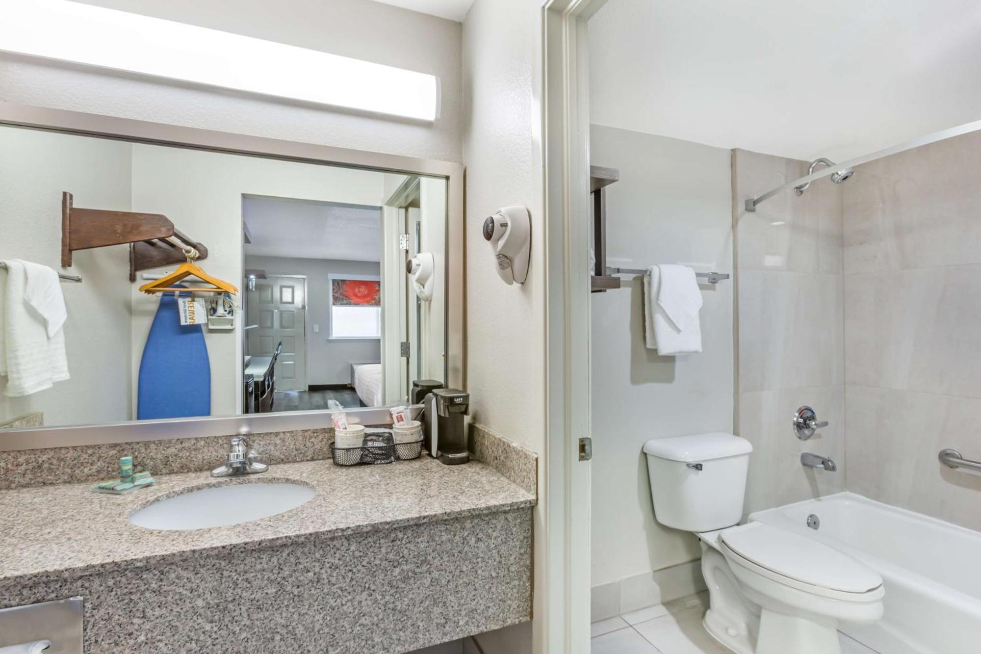 Western Sunland Park Hotel