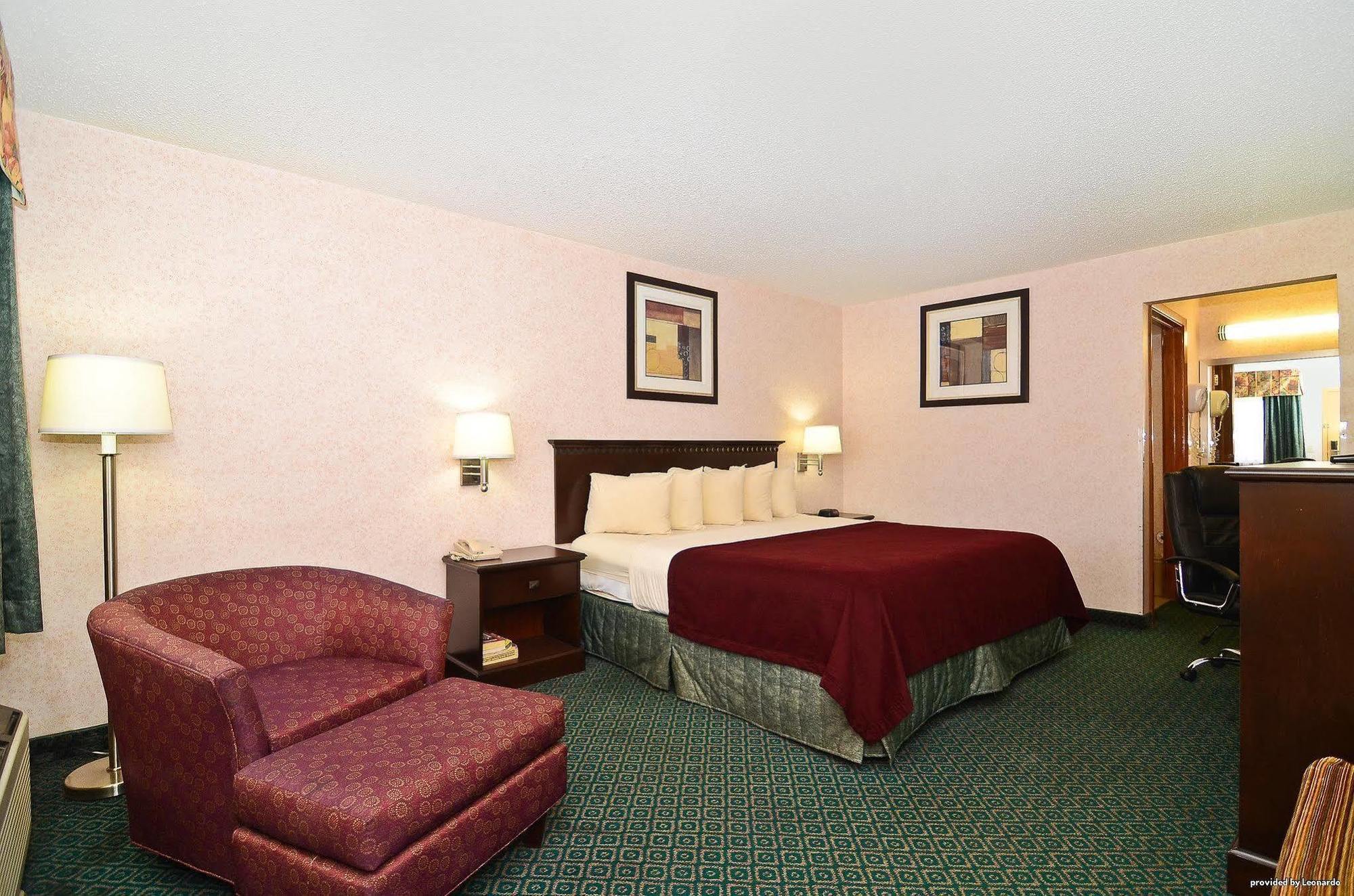 Western Sunland Park Hotel 3*